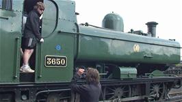 Ash tries out one of the steam engines at the Didcot Railway Centre, this one built at Swindon in 1939